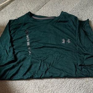 Under Armour Men's Dark Green Long Sleeve Tee